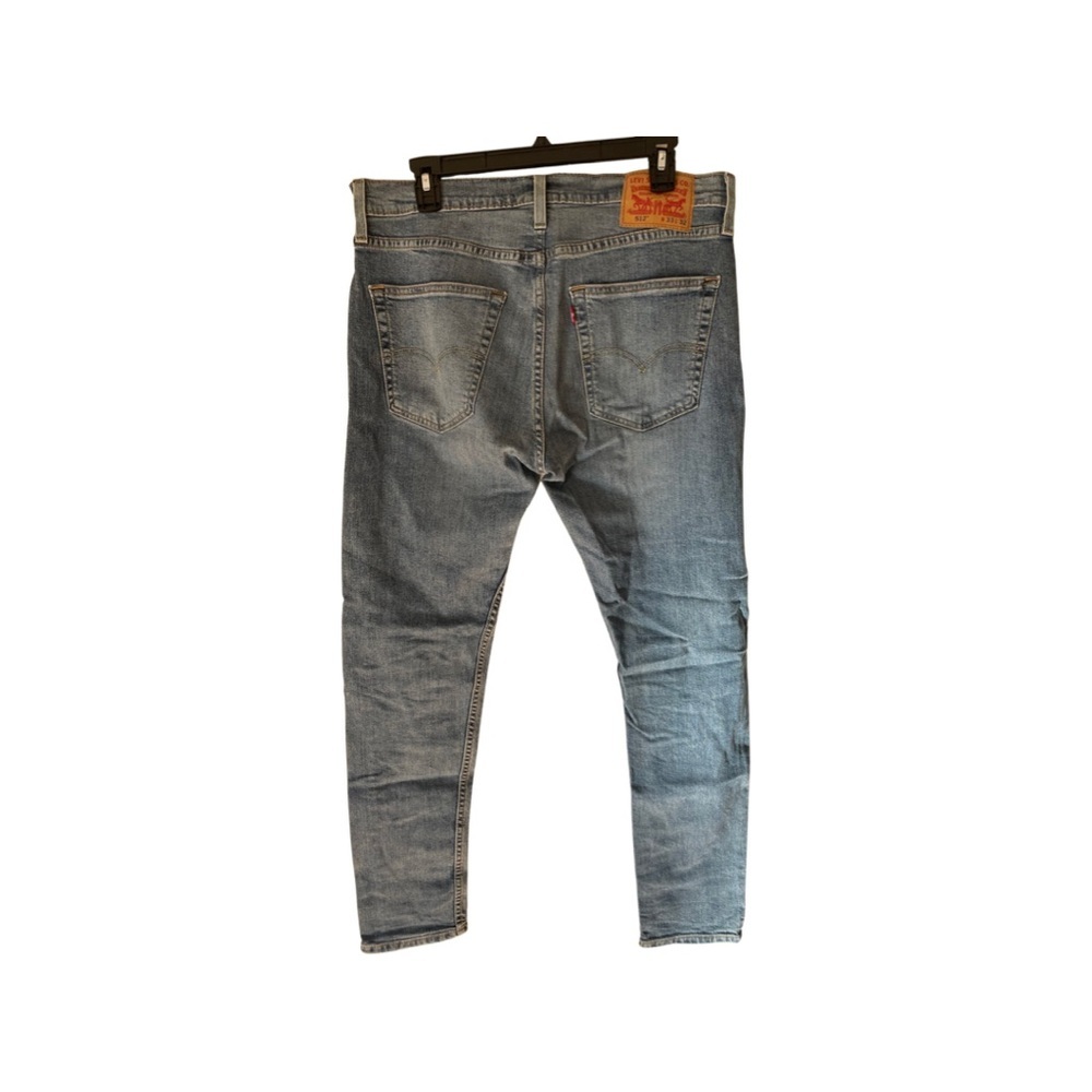 Men’s Levi Jeans - Picture 2 of 3